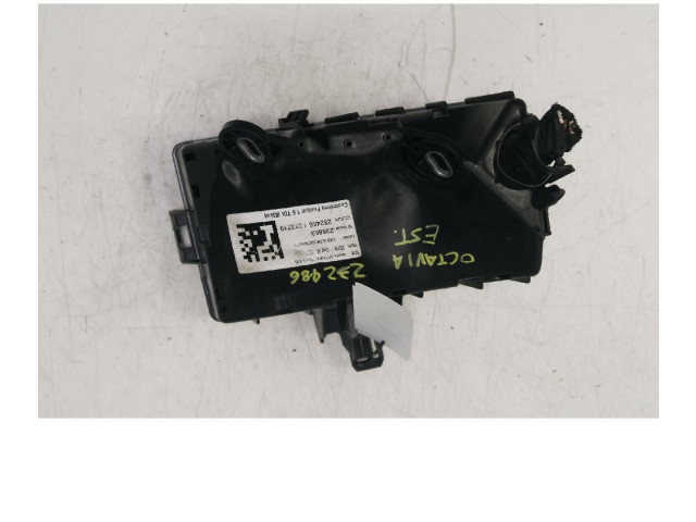 Блок предохранителей 5Q0937125B   Skoda Octavia Mk3 (5E)    