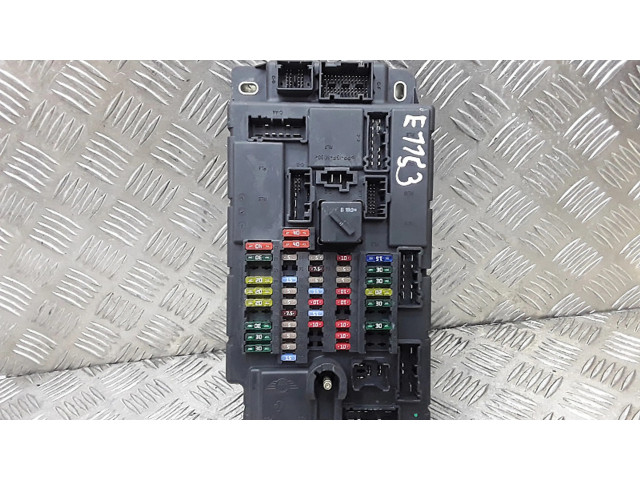 Блок предохранителей 6135345373701   Mini Cooper Hatch Hardtop    