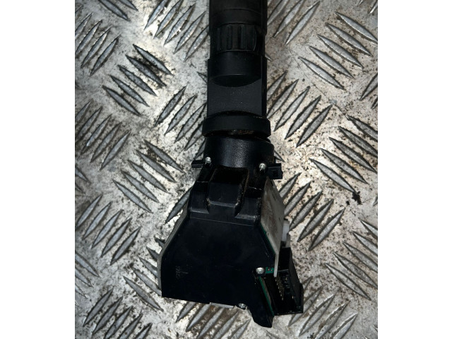 Ручка стеклоочистителей 6z04sn Nissan Navara D40