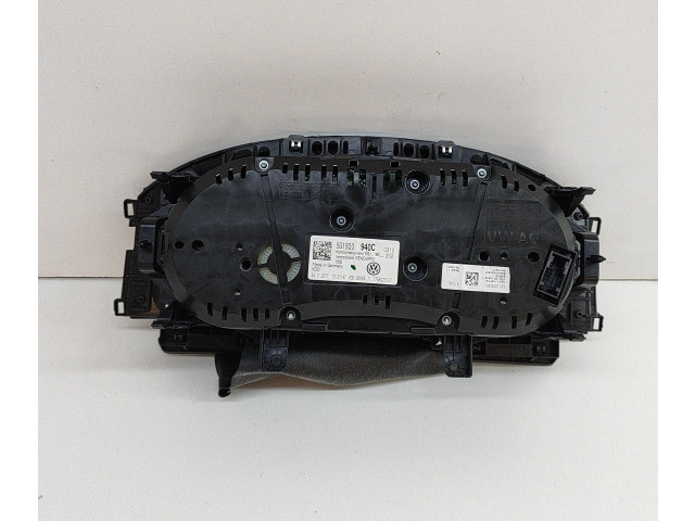 Панель приборов 5G1920940C, A2C12301800 Volkswagen Golf VII