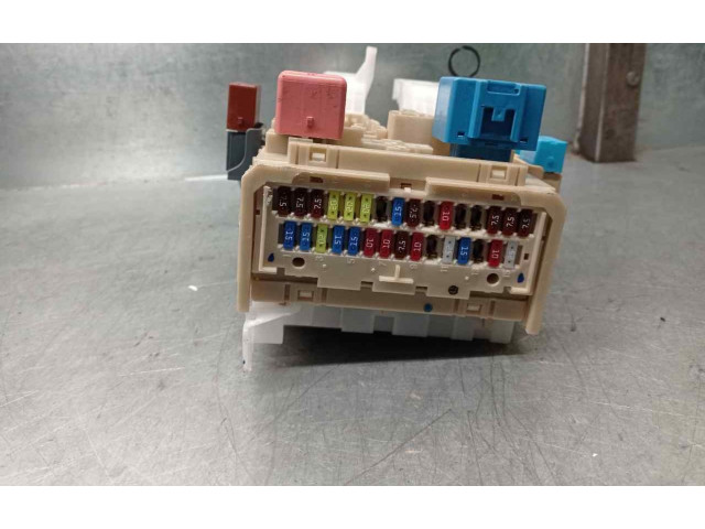 Pojistková skříňka Řídící jednotka BSM 827300D290 Toyota Yaris 2011