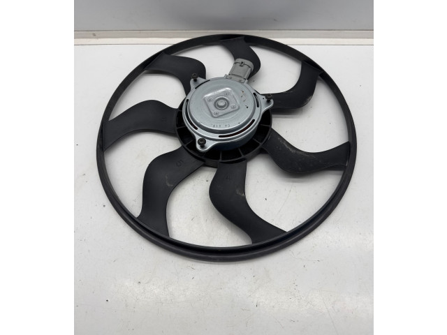 Вентилятор радиатора     T78717B, A18111501AA    Renault Clio V 