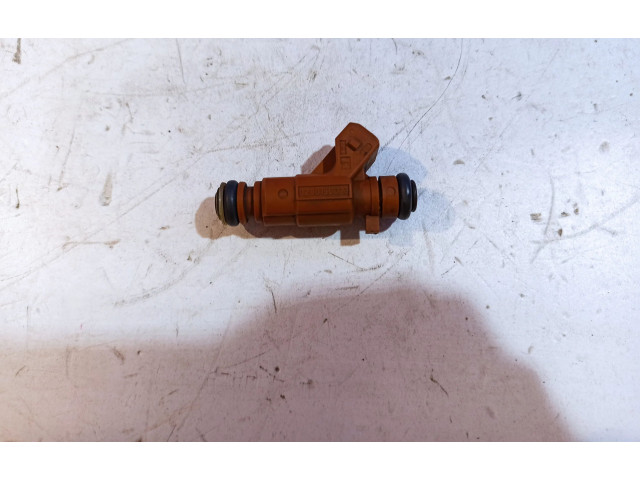 Форсунка 55557323, 9181322    Saab 9-5  B235R 