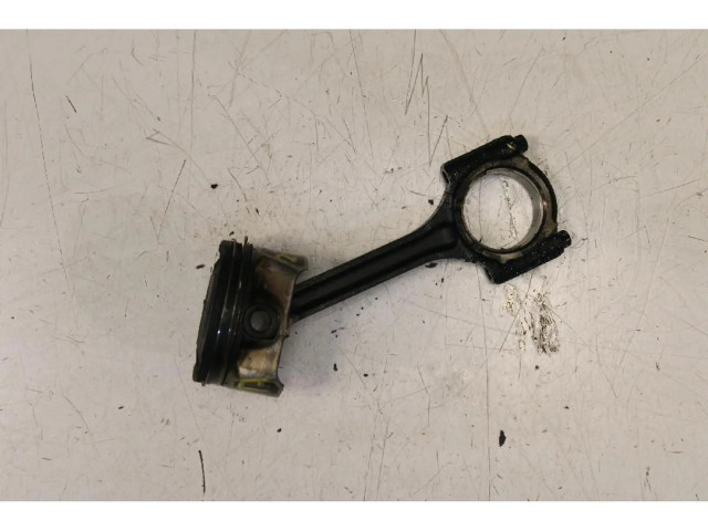 Поршень с шатуном Ford Fiesta для бензинового двигателя 1.1