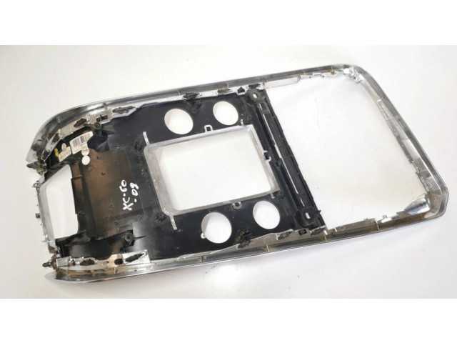 Отделочный щит панели (центральный)