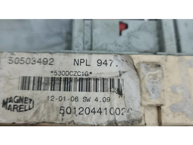 Блок предохранителей 501204410020 Alfa Romeo 166