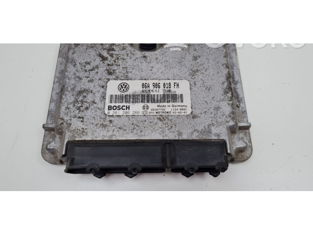 Блок управления двигателя 06A906018FH, 0261206266   Skoda Octavia Mk1 (1U)