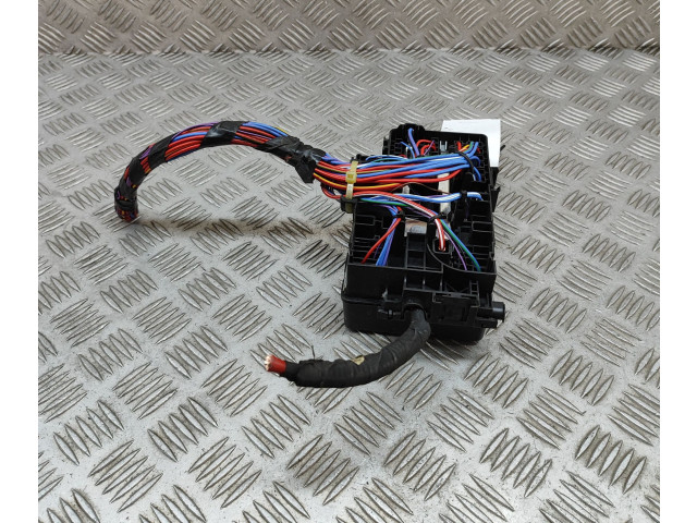 Блок предохранителей 31384034   Volvo XC90    