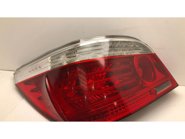 Задний фонарь левый сзади 2VP009425111, 63216910767 BMW 5 E60 E61 2004-2010 года