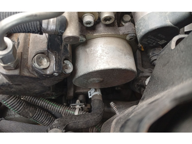 Вакуумный насос 55268636, 55268636 Opel Combo C