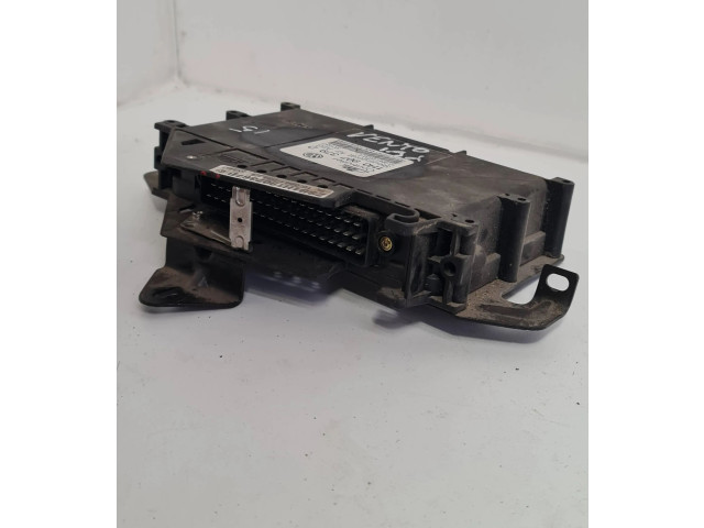 Блок управления АБС 1H0907379D, 3X1557 Volkswagen Golf III