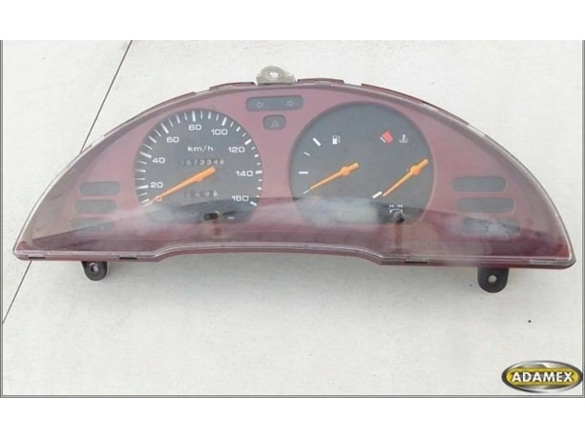 Přístrojová deska Nissan Serena 1997