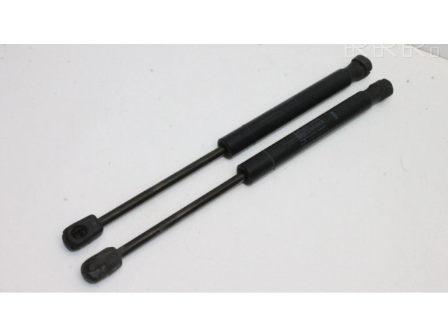 Амортизатор капота двигателя