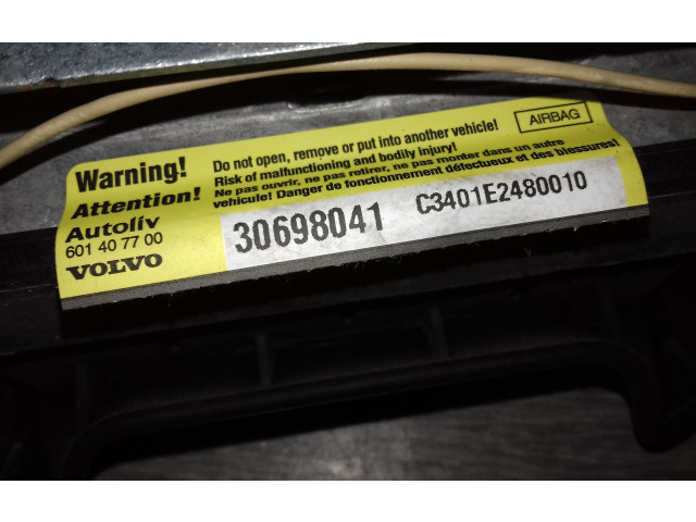 Подушка безопасности водителя 30698041 Volvo XC70