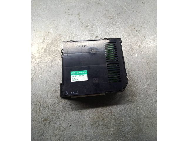 Блок управления климат-контролем 72343XA00C   Subaru B9 Tribeca