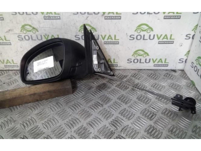 Зеркало электрическое Skoda Fabia Mk2 (5J) 2007 - 2014 года