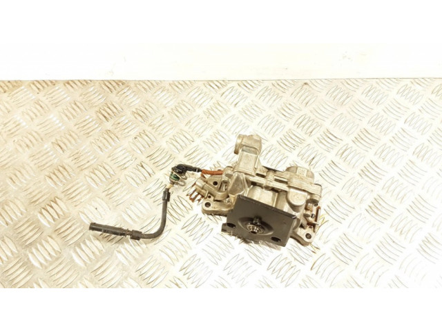 Масляный насос   31670242  Volvo XC90 2.0