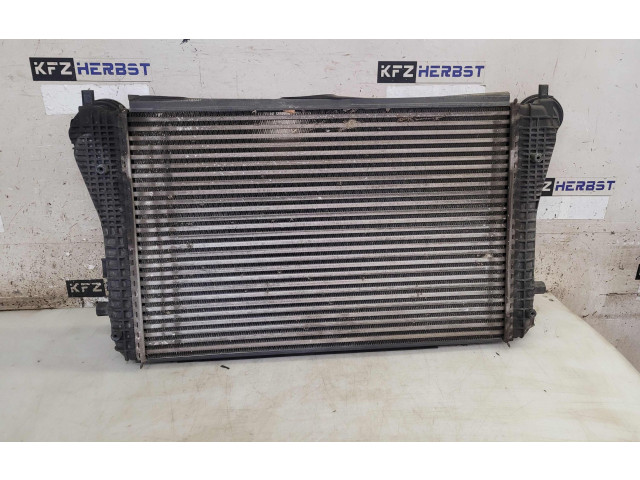 Интеркулер 1K0145803T, 1K0145803T Volkswagen Touran II
