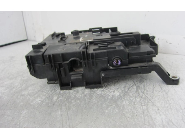   Pojistková skříňka    Porsche Cayenne (92A) 