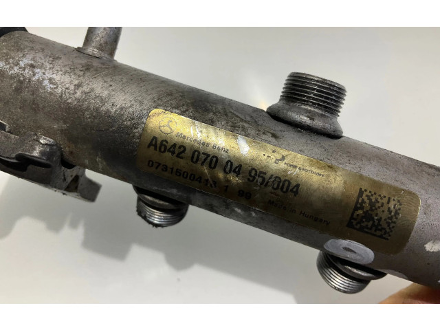 Vstřikovací lišta A6420700495, 0731500413 Mercedes-Benz CLS C219 642.920