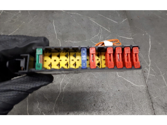 Блок предохранителей 9638478980b Peugeot 406