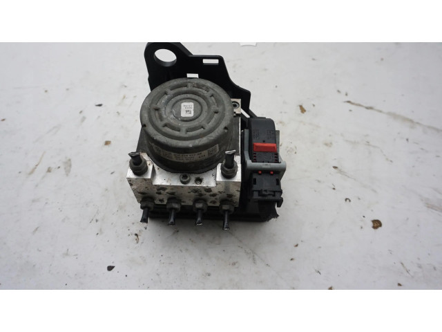 Блок АБС Skoda Octavia Mk3 (5E) 2013 - 2019 года