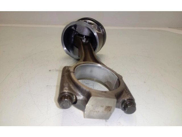 Píst    Seat Ibiza IV (6J,6P)     