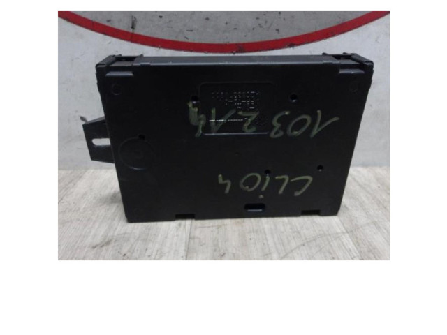 Блок предохранителей     Renault Clio II    