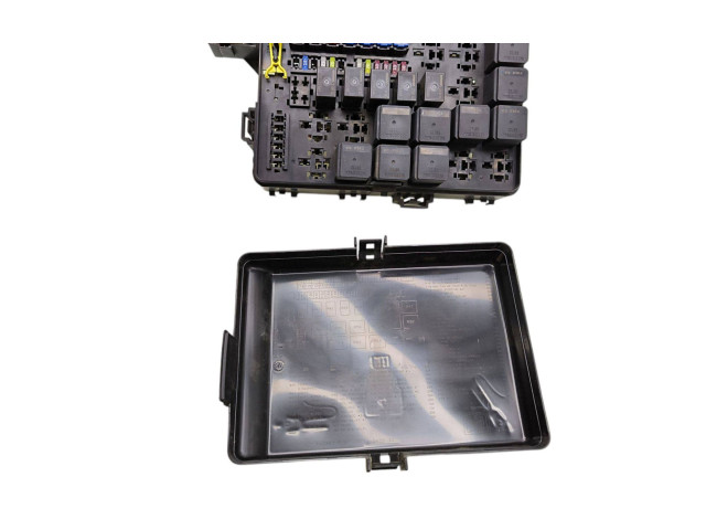 Pojistková skříňka 7154057130, 7171545530 Dodge Charger 2019