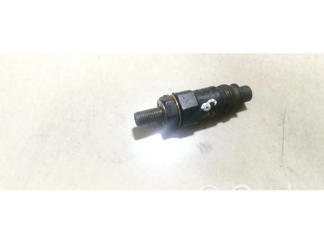 Форсунка l711530    Mazda 626 для дизельного двигателя  2