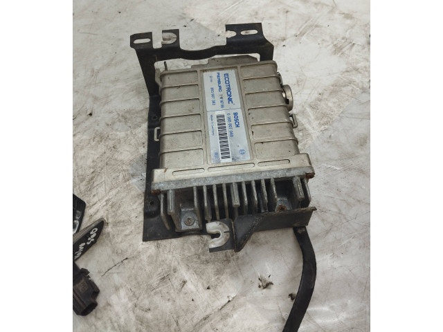 Блок управления двигателя 71816759, 893907383   Volkswagen Golf II