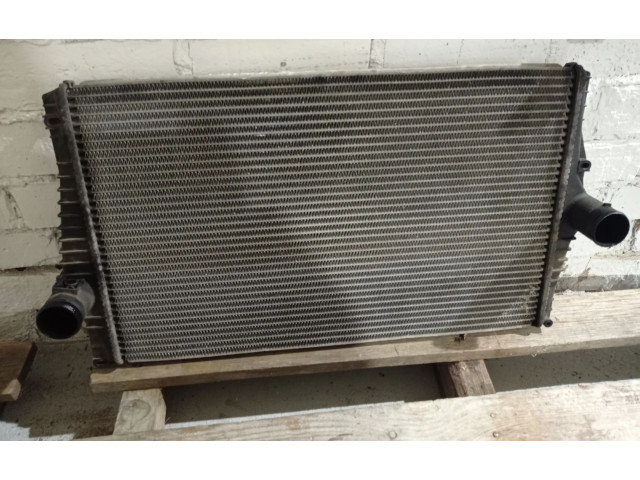 Радиатор интеркулера 30748808 Volvo XC90