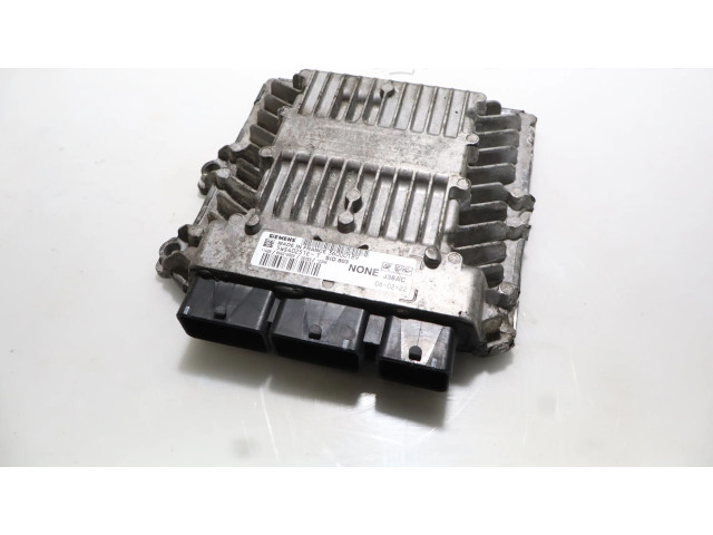 Блок управления двигателем Блок управления Volvo V50