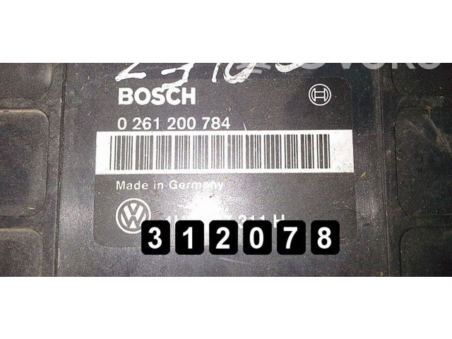 Блок управления двигателя 0261200784 Volkswagen Golf III