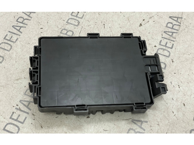 Блок предохранителей 103440900A   Tesla Model S    