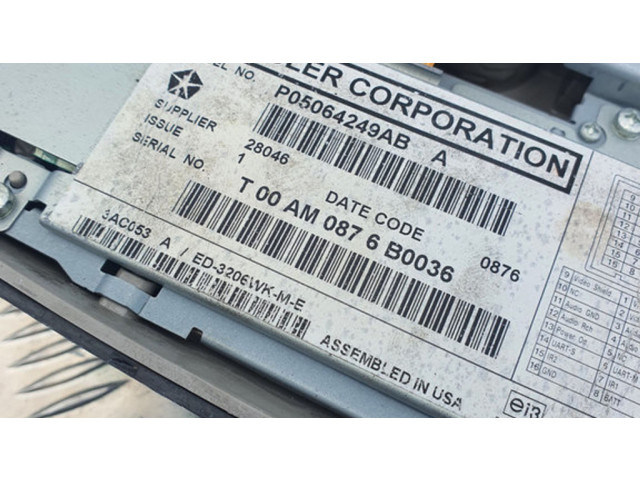 Дисплей P05064249AB Jeep Cherokee