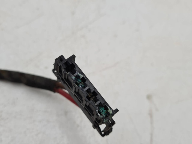 Pojistková skříňka 2115453801 Mercedes-Benz E W211 2004