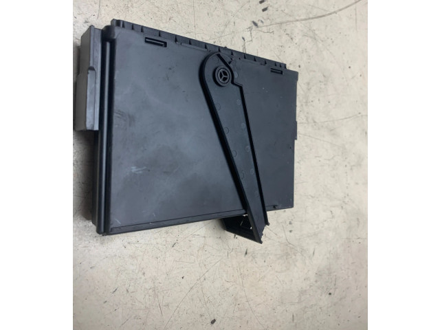 Блок комфорта 330518684, 13111111 Opel Meriva A