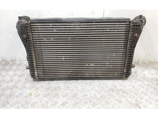 Интеркулер 1K0145803T Audi A3 S3 8P 2.0