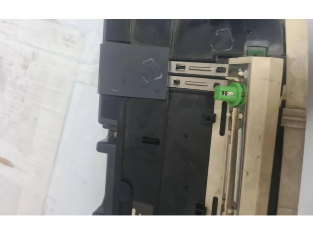 Панель приборов 87001262 Volkswagen Golf III