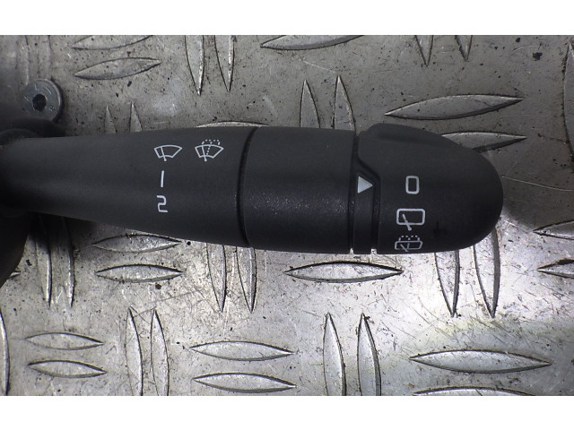 Переключатель дворников 8200792586 Dacia Sandero