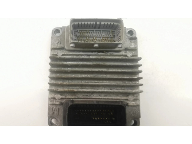 Блок управления двигателем Блок управления 96439784   Chevrolet Rezzo