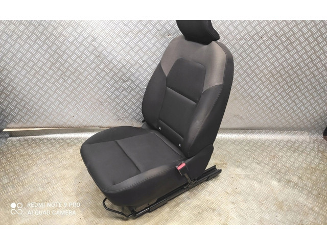 Подушка безопасности в сиденье Renault Clio V