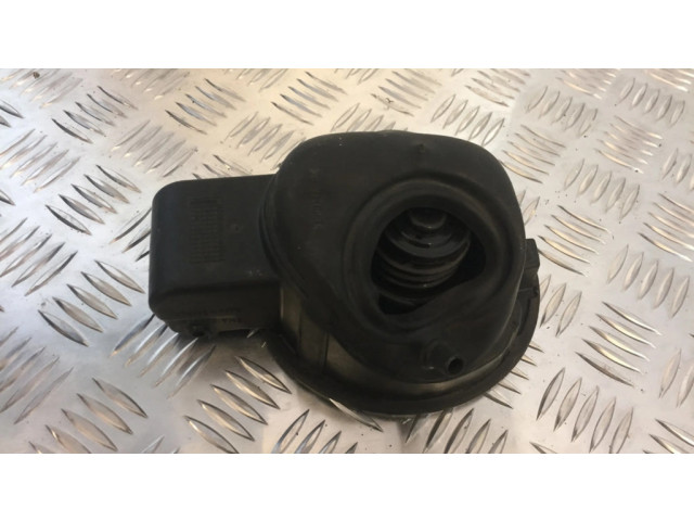 Крышка топливного бака