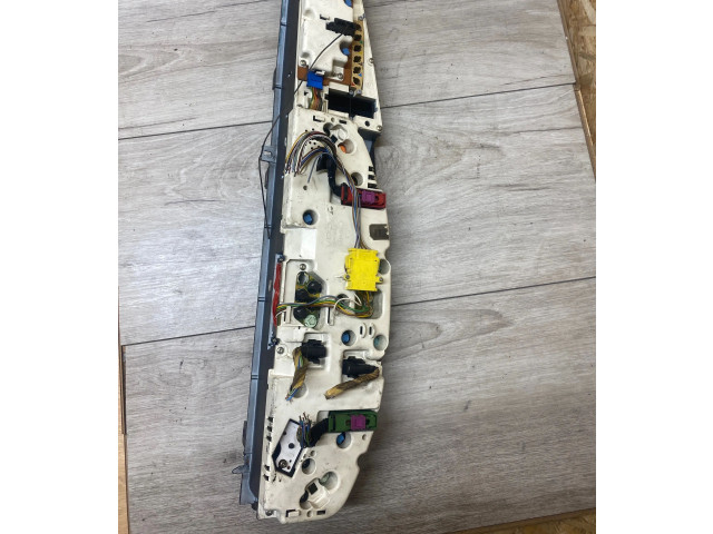 Přístrojová deska Audi A6 S6 C4 4A 1995 4A1919033HH, 11000875201