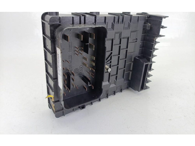   Pojistková skříňka 1K0937125   Seat Altea 2004