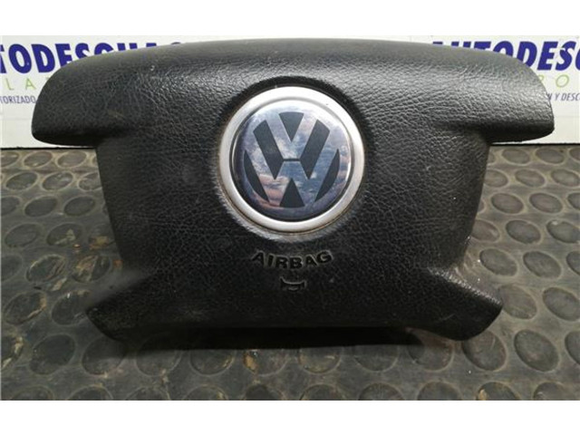 Подушка безопасности водителя 2K0880201B4EC   Volkswagen Caddy