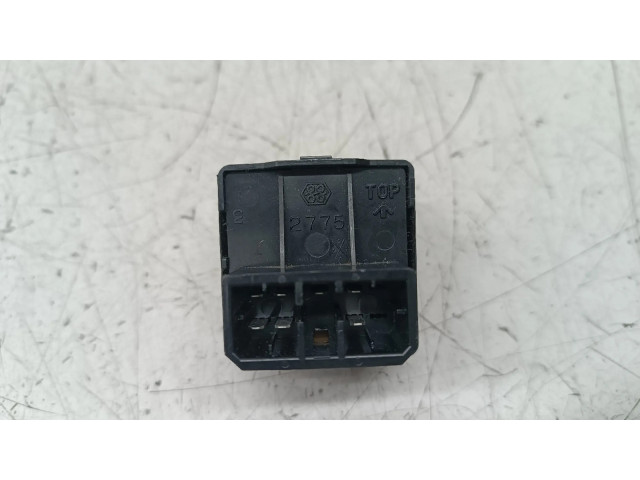 Панель приборов Mitsubishi Colt