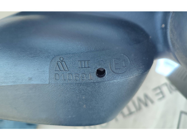 Зеркало электрическое Jeep Cherokee III KJ 2001 - 2008 года