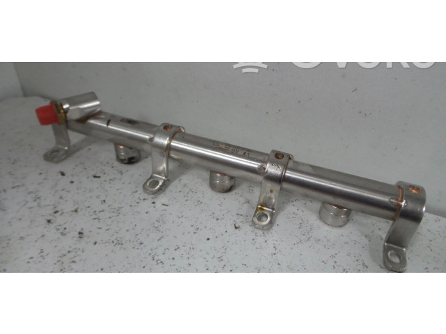 Vstřikovací lišta 06M133315L Volkswagen Touareg III DCBE DCB